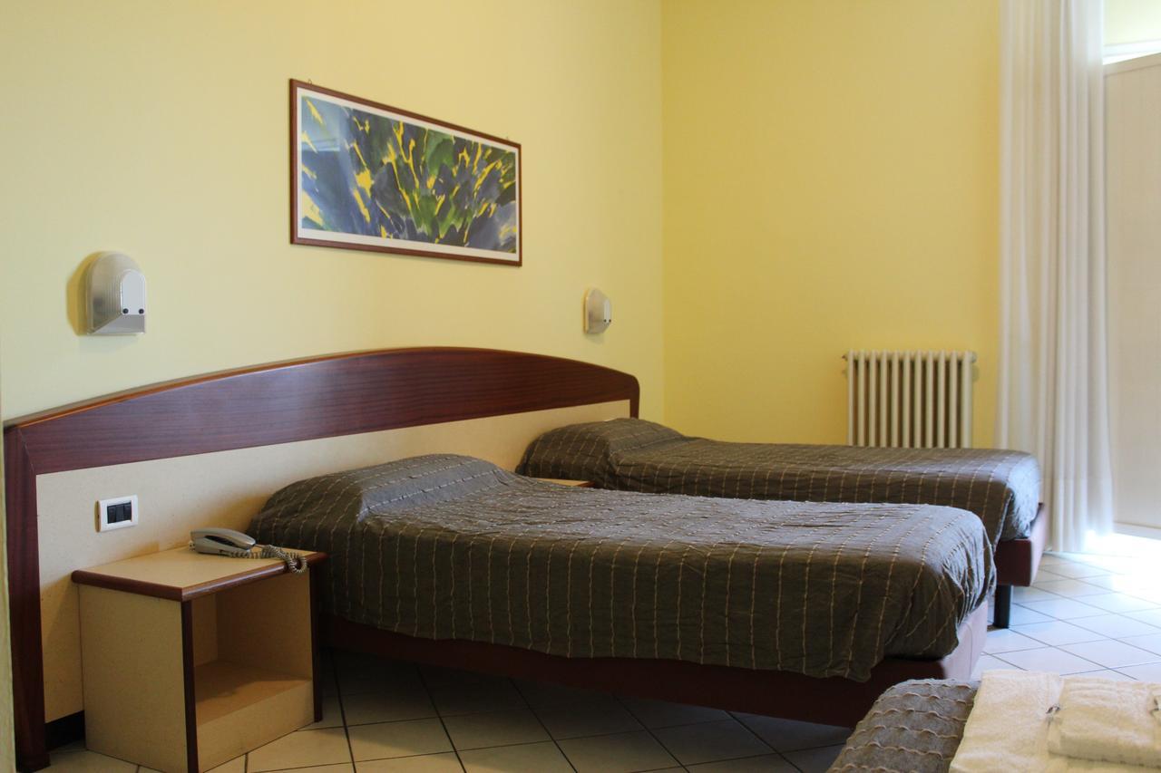 Albergo Sirena Bazzano Exterior foto