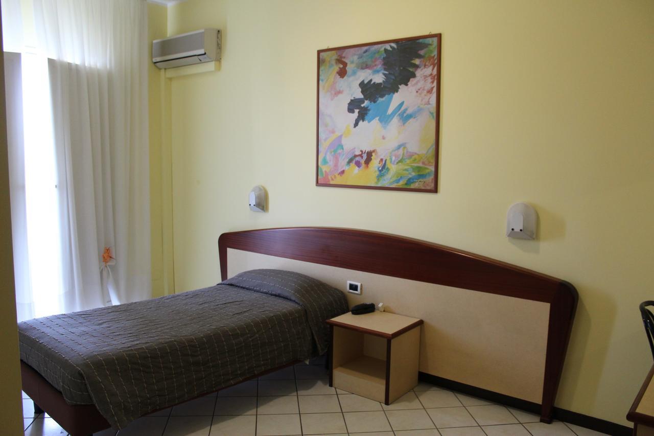 Albergo Sirena Bazzano Exterior foto